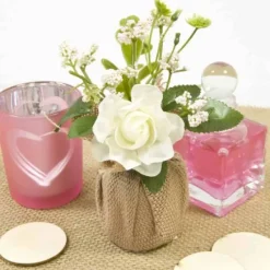Composition Rose Fleurettes Et Feuillage Dans Pot Jute Theme Jute